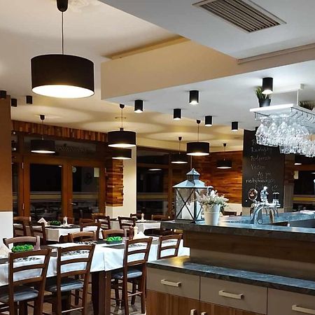 Vila Helena - Apartman Helena 16 รูชอมแบรอค ภายนอก รูปภาพ