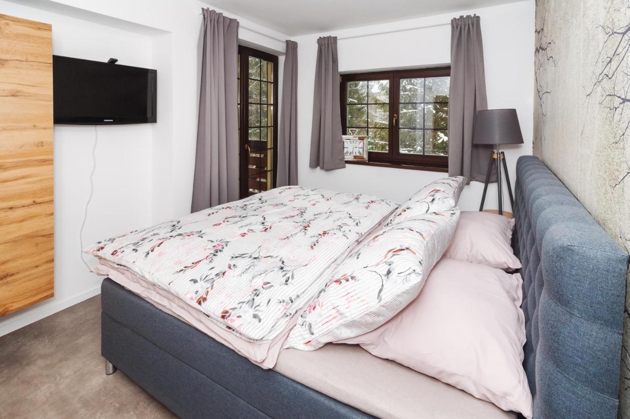 Vila Helena - Apartman Helena 16 รูชอมแบรอค ภายนอก รูปภาพ